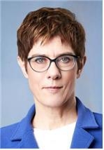 아네그레트 크람프-카렌바우어(Annegret Kramp-Karrenbauer) 독일 국방장관