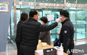 계룡시 청사 출입문 1곳만 개방