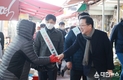 이장우 대전시장, 태평시장 찾아 상인 ·시민들에게 설 인사