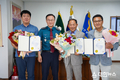 제천경찰서, 아파트입주자대표 회장 등 3명에게 감사장 전달