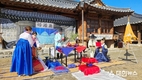 함양문화원 허삼둘 고택에서 ‘꼬신내 풍기는 잔칫날’ 전통혼례 진행... 8년을 미뤄온 다문화 부부의 전통혼례