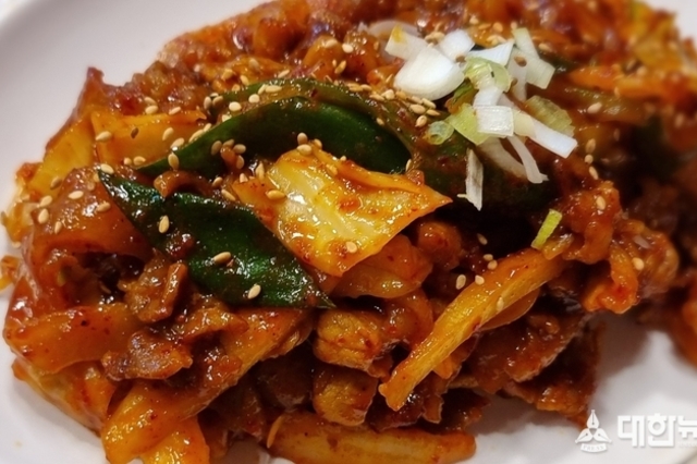 밥상기행 – 매콤한 삶의 위로 제육볶음