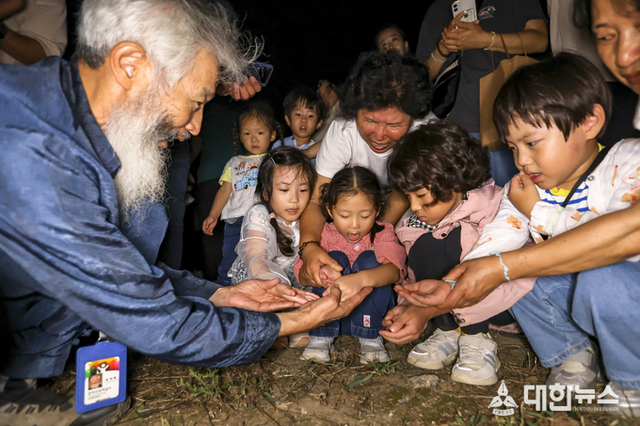 청정 자연의 상징 “무주의 밤, 반딧불이와 함께”