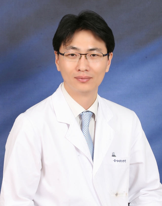 족부족관절정형외과_김진수.JPG