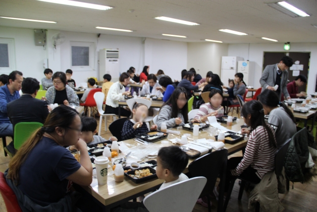 이오카츠 ‘강남 보육원’ 방문하여 사회공헌 실천_사진3 1.jpg
