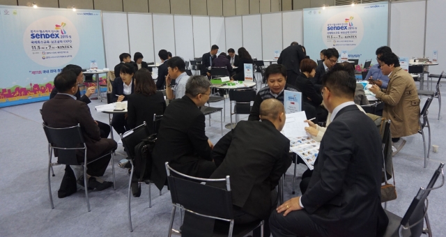SENDEX 2015_행사사진_구매상담회 05.jpg