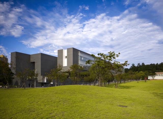 [아모레퍼시픽] 기술연구원 미지움.jpg