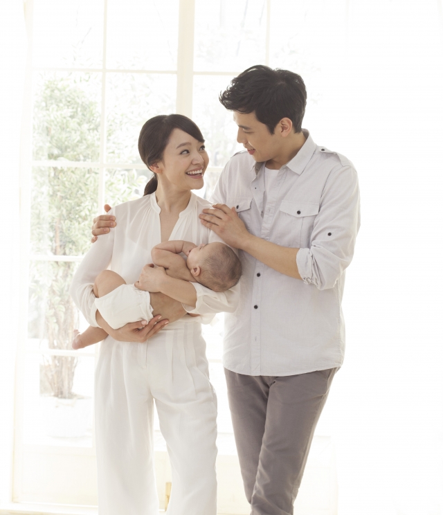 [사진] 김소현, 손준호 부부.JPG