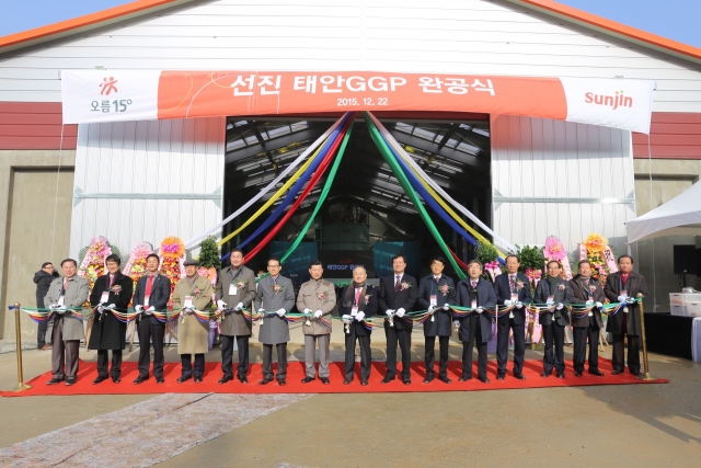 [선진 사진자료] FTA시대,한국형 종돈의 미래를 연다 선진, 태안 GGP 농장 준공(현장).jpeg