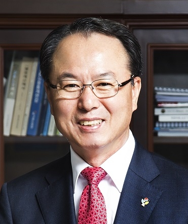 백낙문 이사장.jpg